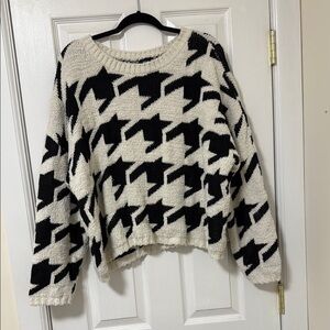 Black and White Houndstooth Sweater